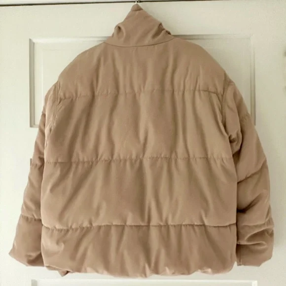 H & M Divided tan puffer jacket. - Picture 4 of 5